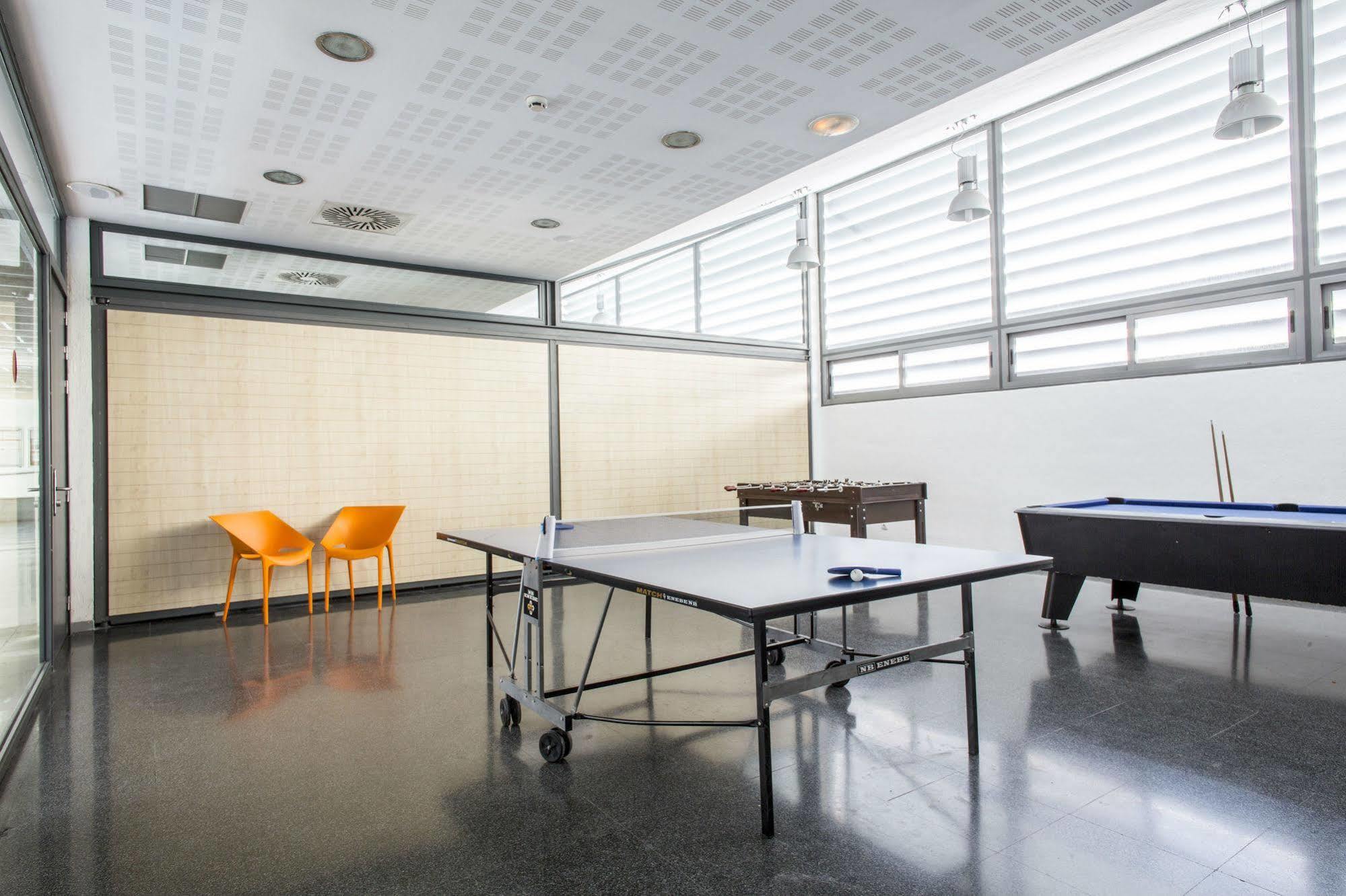 ולנסיה Residencia Universitaria Resa Damia Bonet מראה חיצוני תמונה
