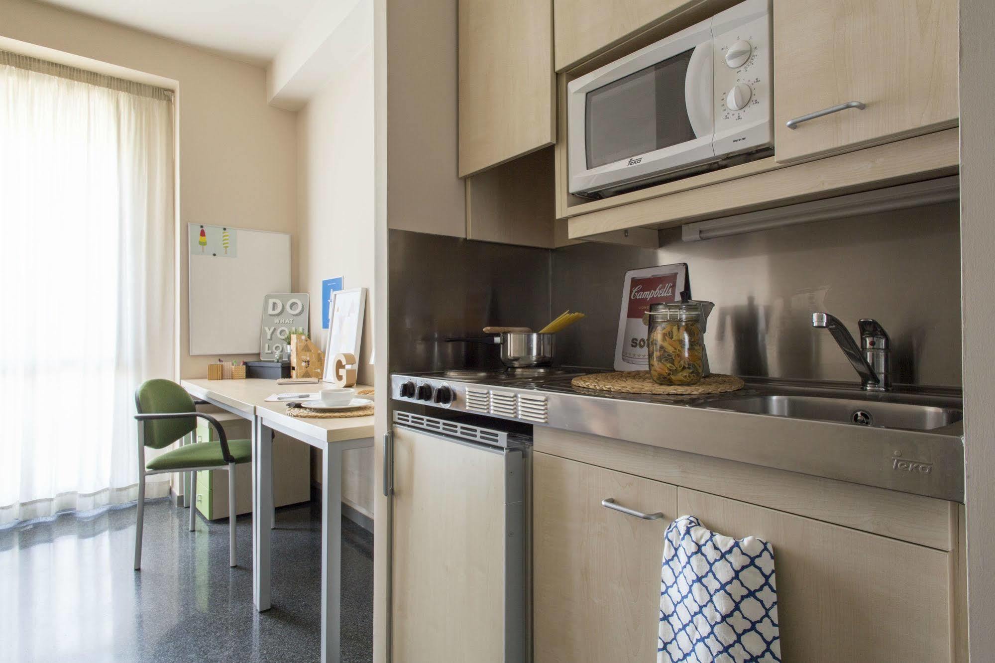 ולנסיה Residencia Universitaria Resa Damia Bonet מראה חיצוני תמונה