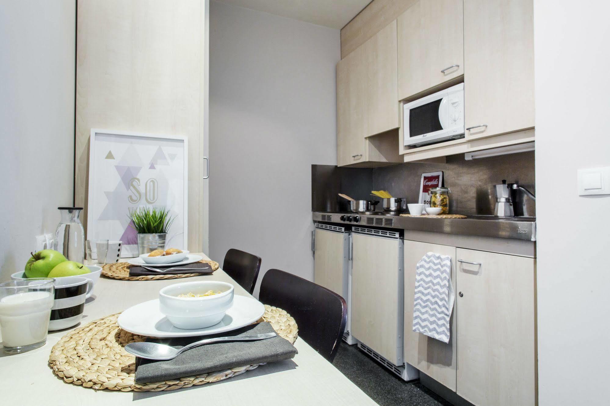 ולנסיה Residencia Universitaria Resa Damia Bonet מראה חיצוני תמונה