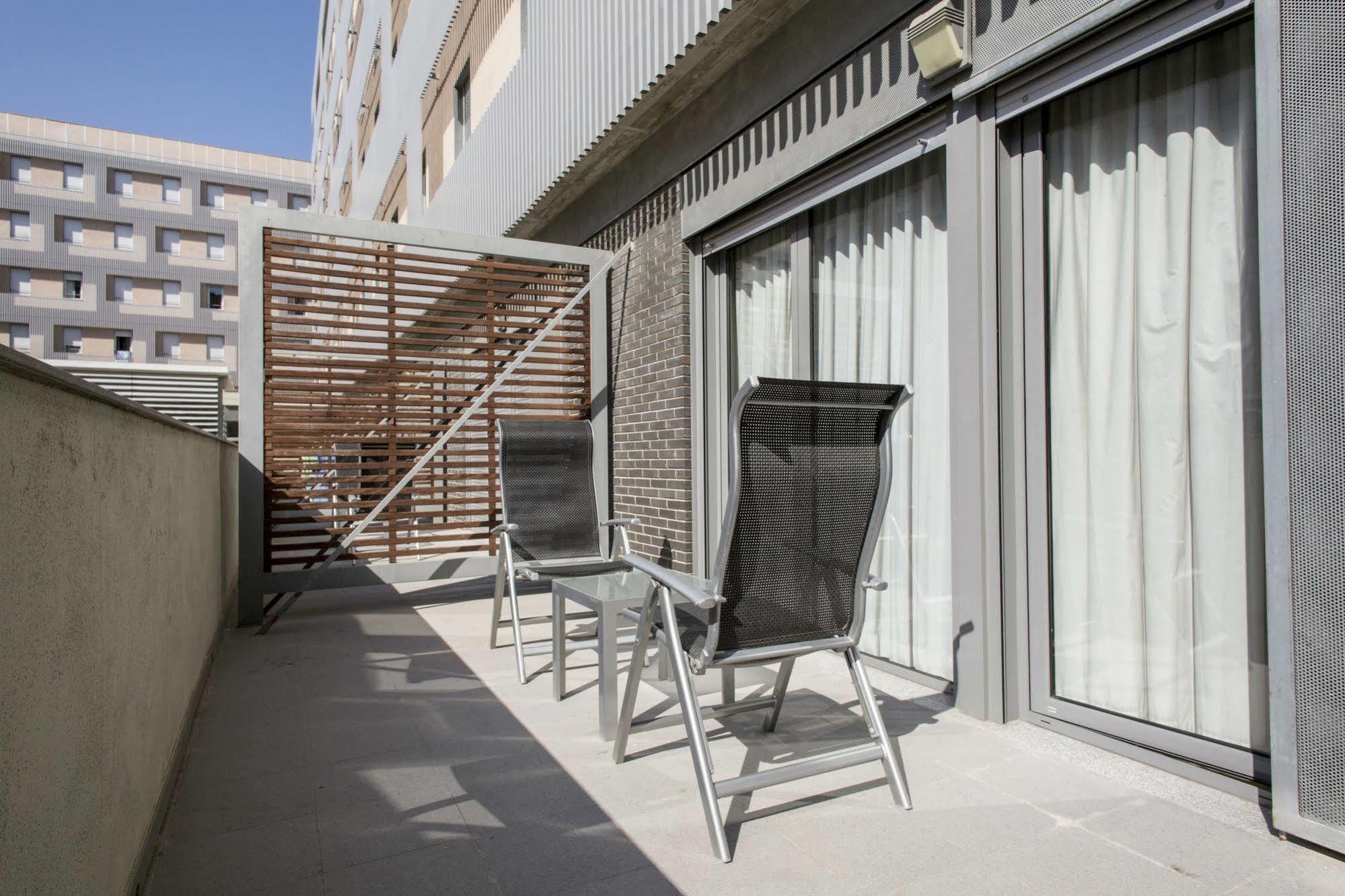 ולנסיה Residencia Universitaria Resa Damia Bonet מראה חיצוני תמונה