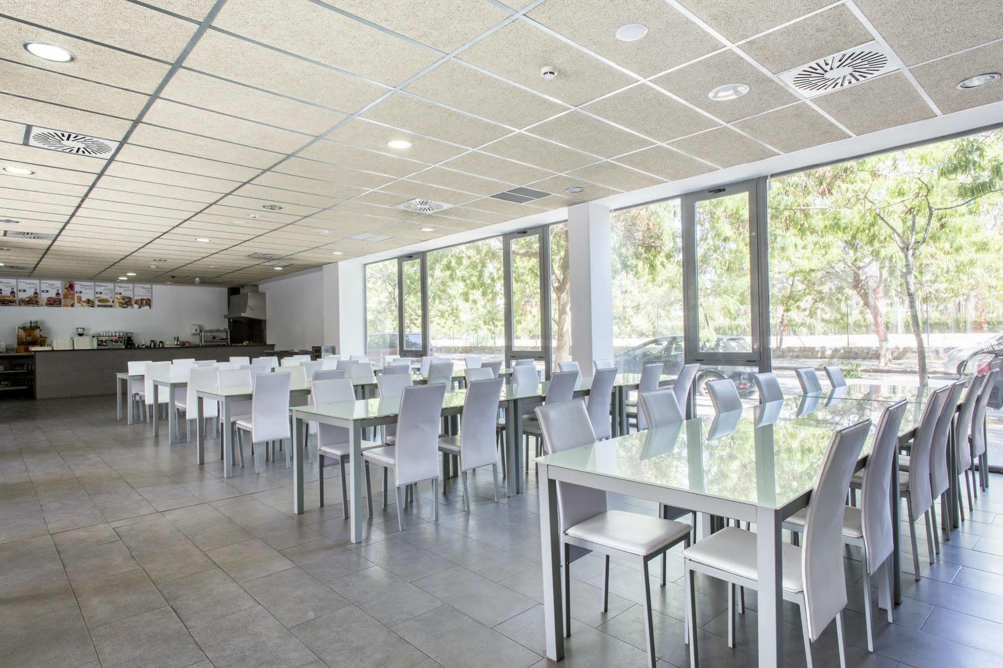 ולנסיה Residencia Universitaria Resa Damia Bonet מראה חיצוני תמונה